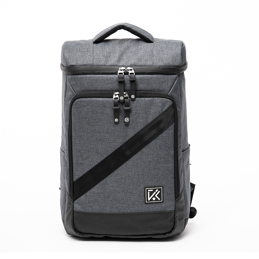 This business bag features a sleek, practical design with premium leather, multiple compartments, and a dedicated It’s ideal for professionals needing to carry all their essentials comfortably and stylishly to work.-grey