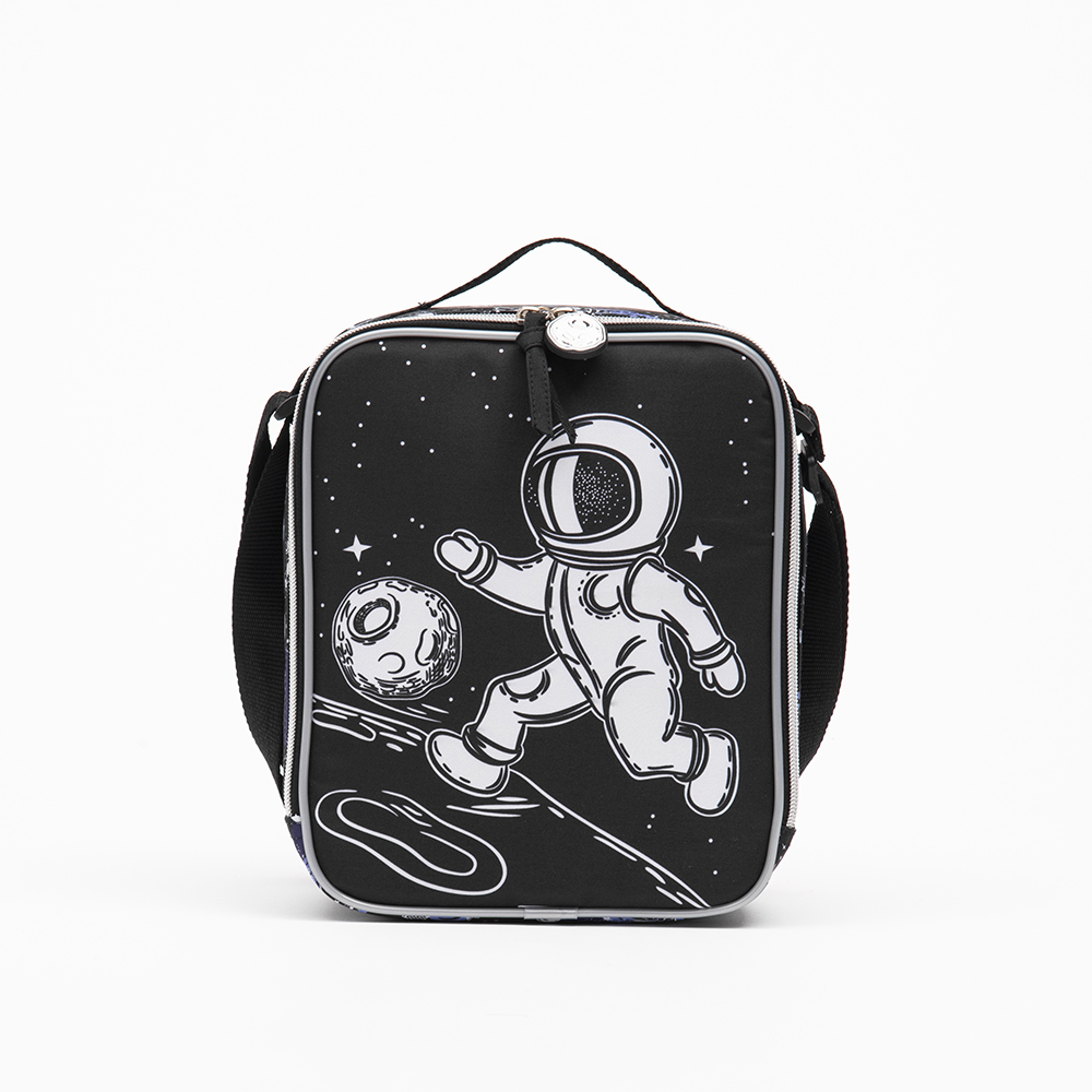 BTSastronaut   lunch bag ,This bag is an adorable children’s lunch bag ,offering excellent heat retention to keep food warm.